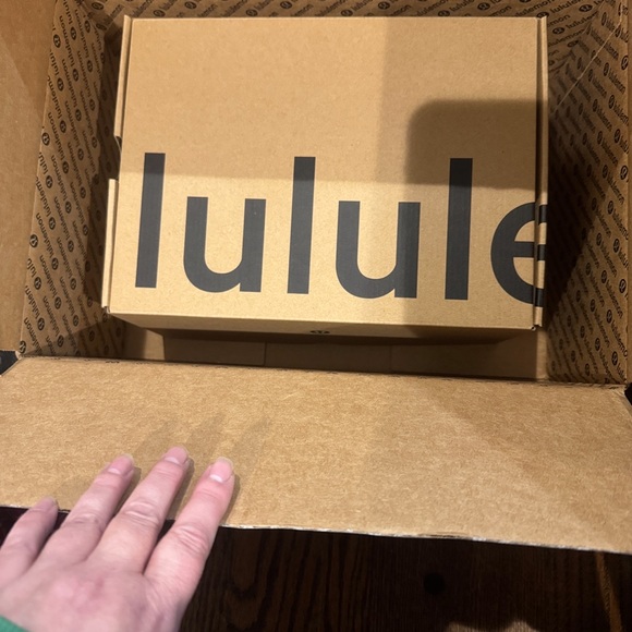 Lululemon Black Athletic Sneakers/US 7.5/Brand New/NIB! Never Worn! Gorgeous! - Picture 16 of 16